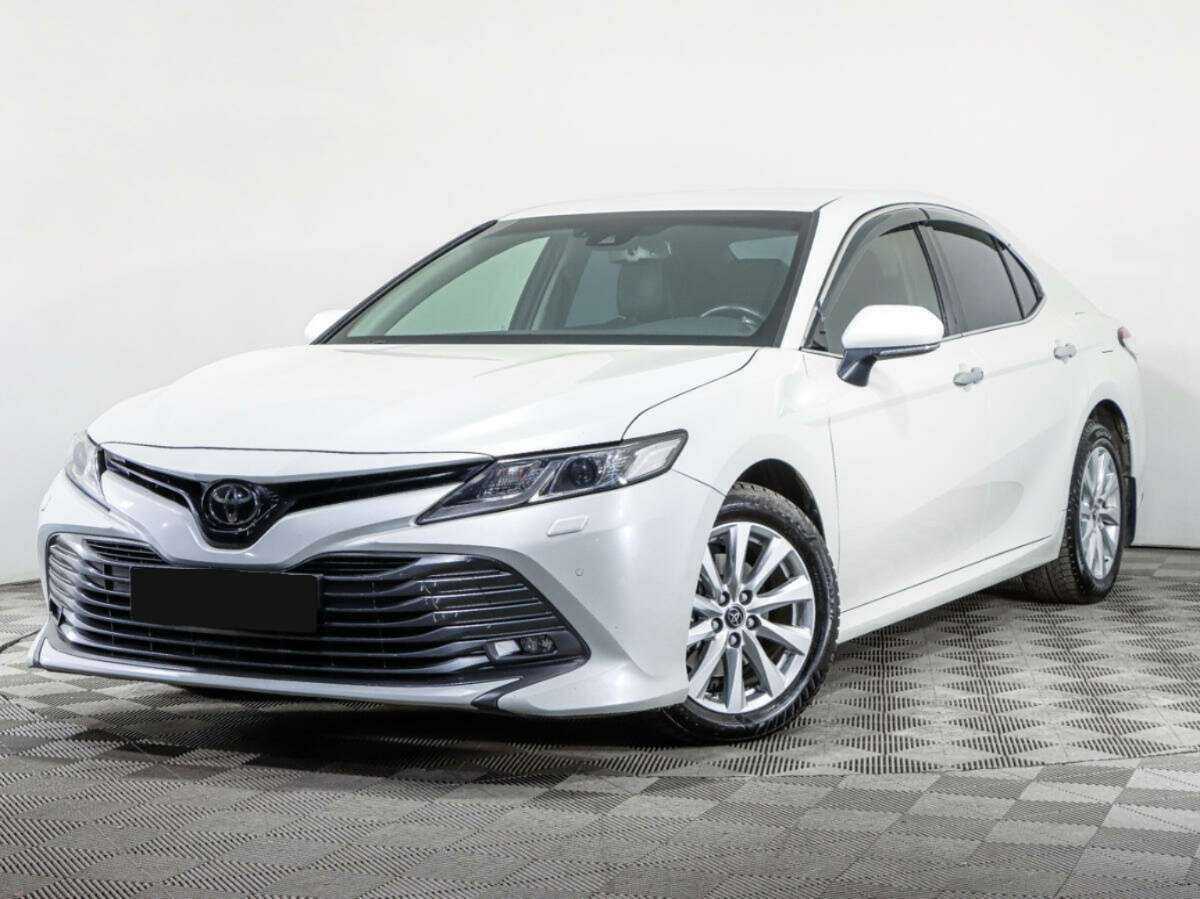 Toyota Camry, 2018