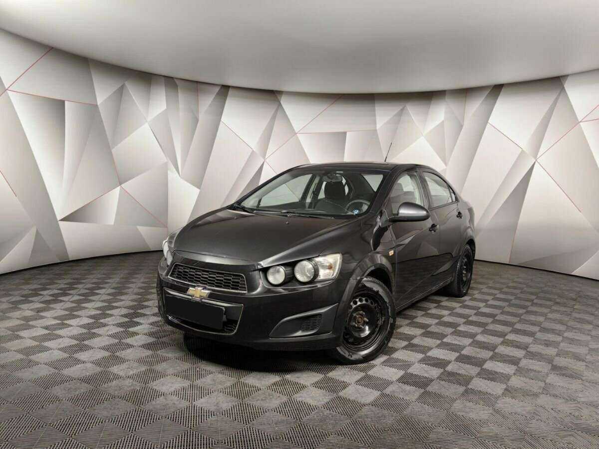 Chevrolet Aveo, 2012 - фото №1