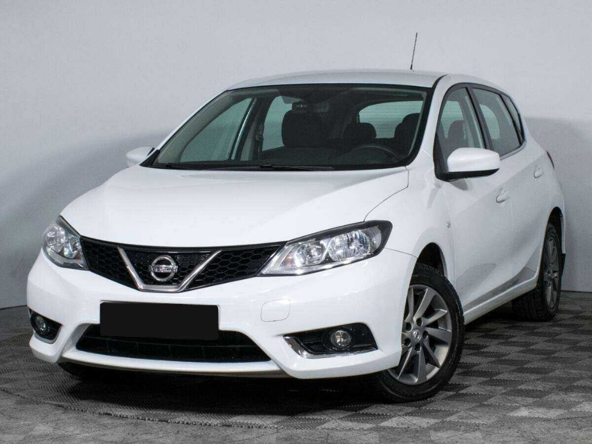 Nissan Tiida, 2015 - фото №1