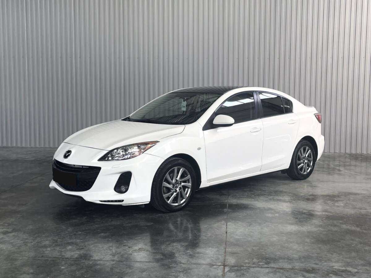 Mazda 3, 2012