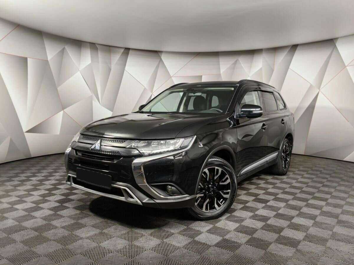 Mitsubishi Outlander, 2022