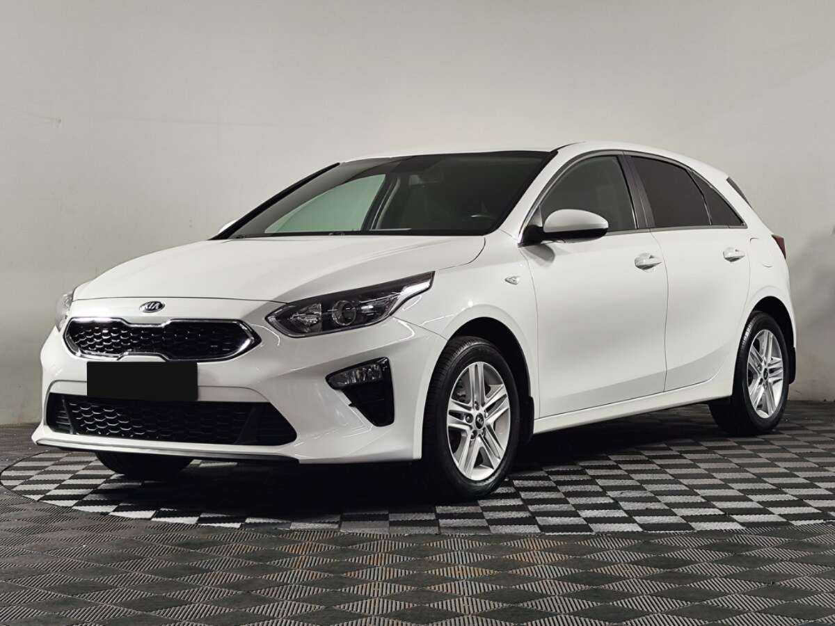 Kia Ceed, 2020 - фото №1
