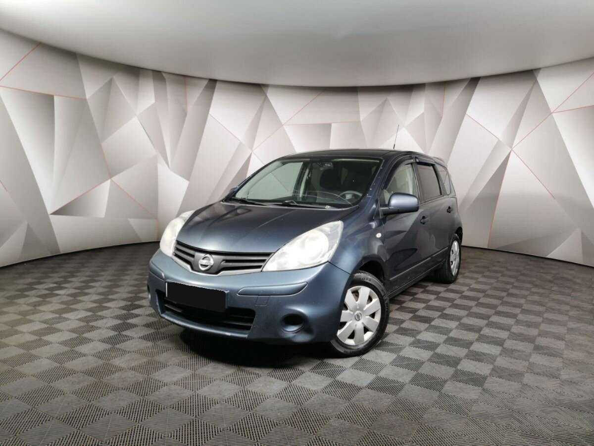 Nissan Note, 2013 - фото №1