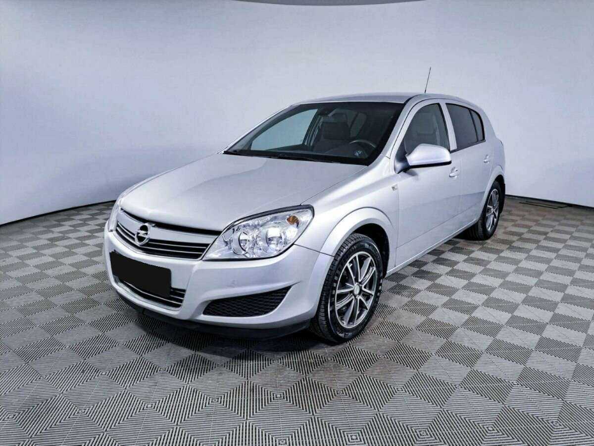 Opel Astra, 2013