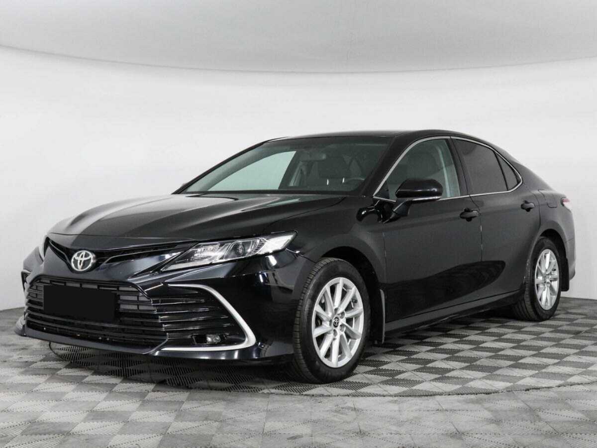 Toyota Camry, 2021 - фото №1