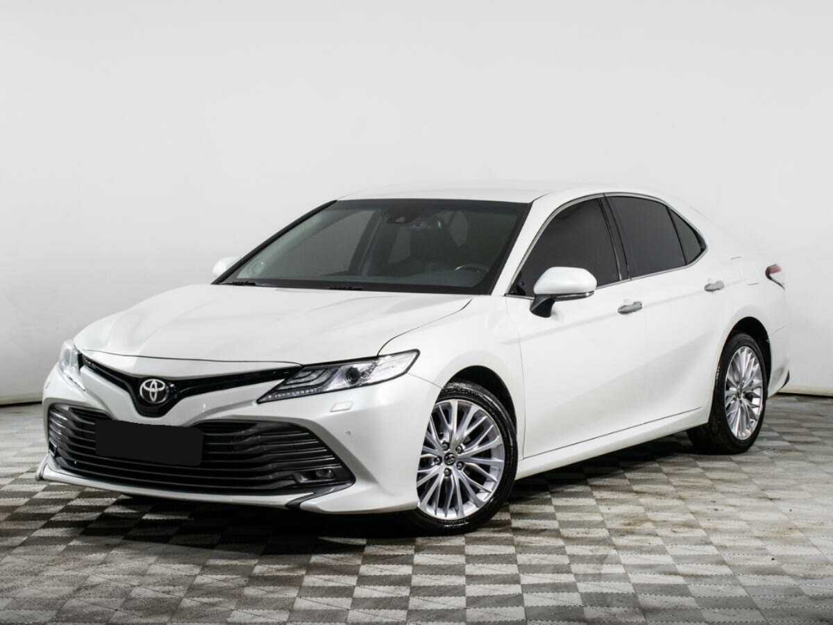 Toyota Camry, 2019