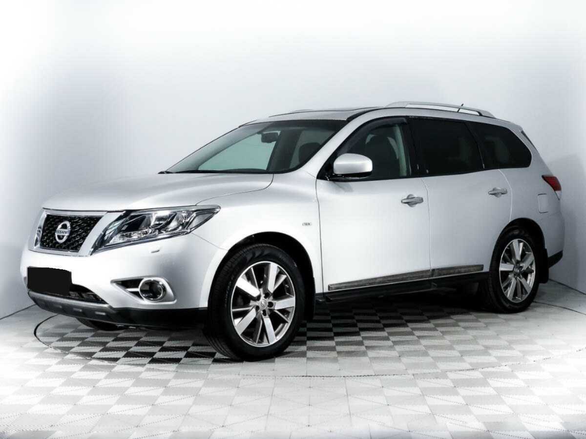 Nissan Pathfinder, 2015