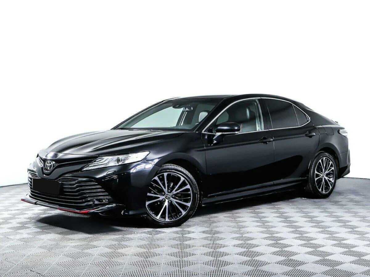 Toyota Camry, 2020 - фото №1