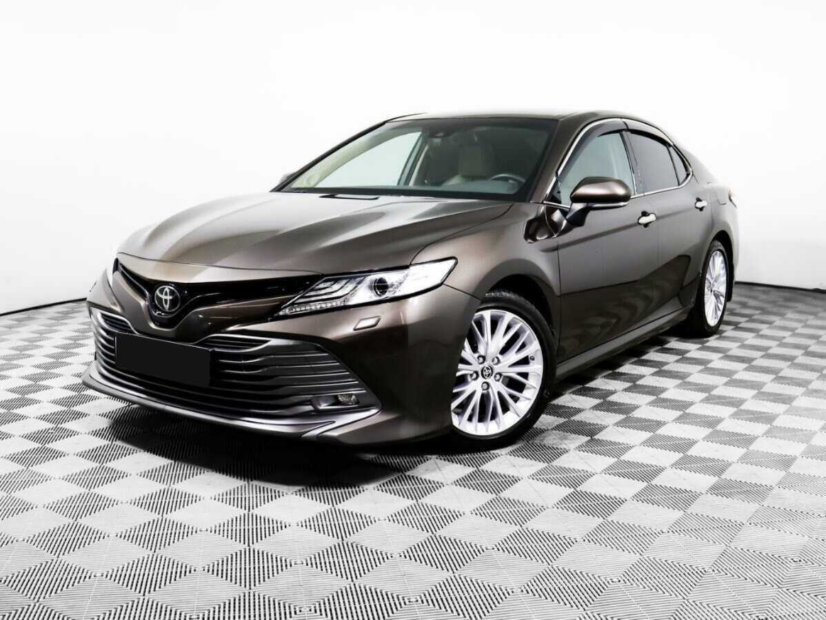 Toyota Camry, 2020