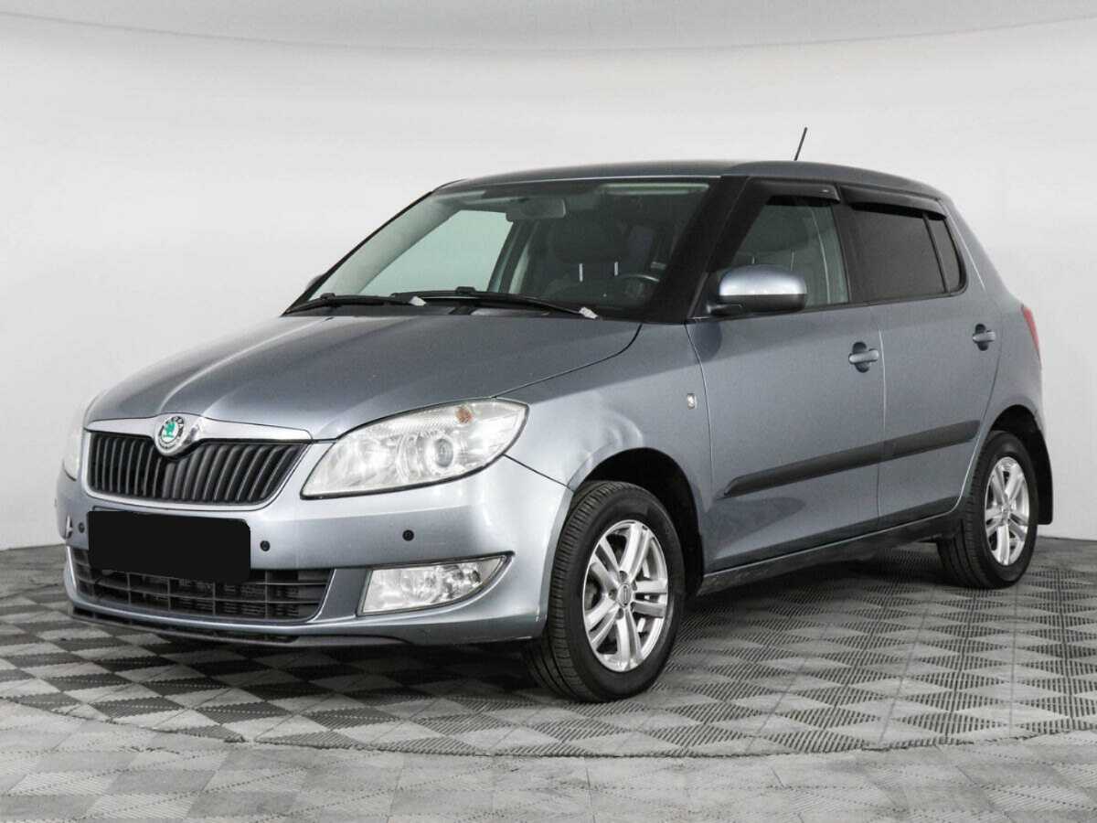 Skoda Fabia, 2012 - фото №1