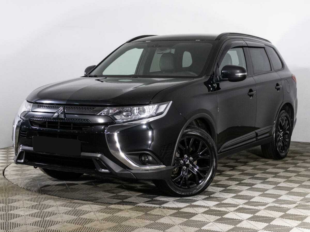 Mitsubishi Outlander, 2021 - фото №1