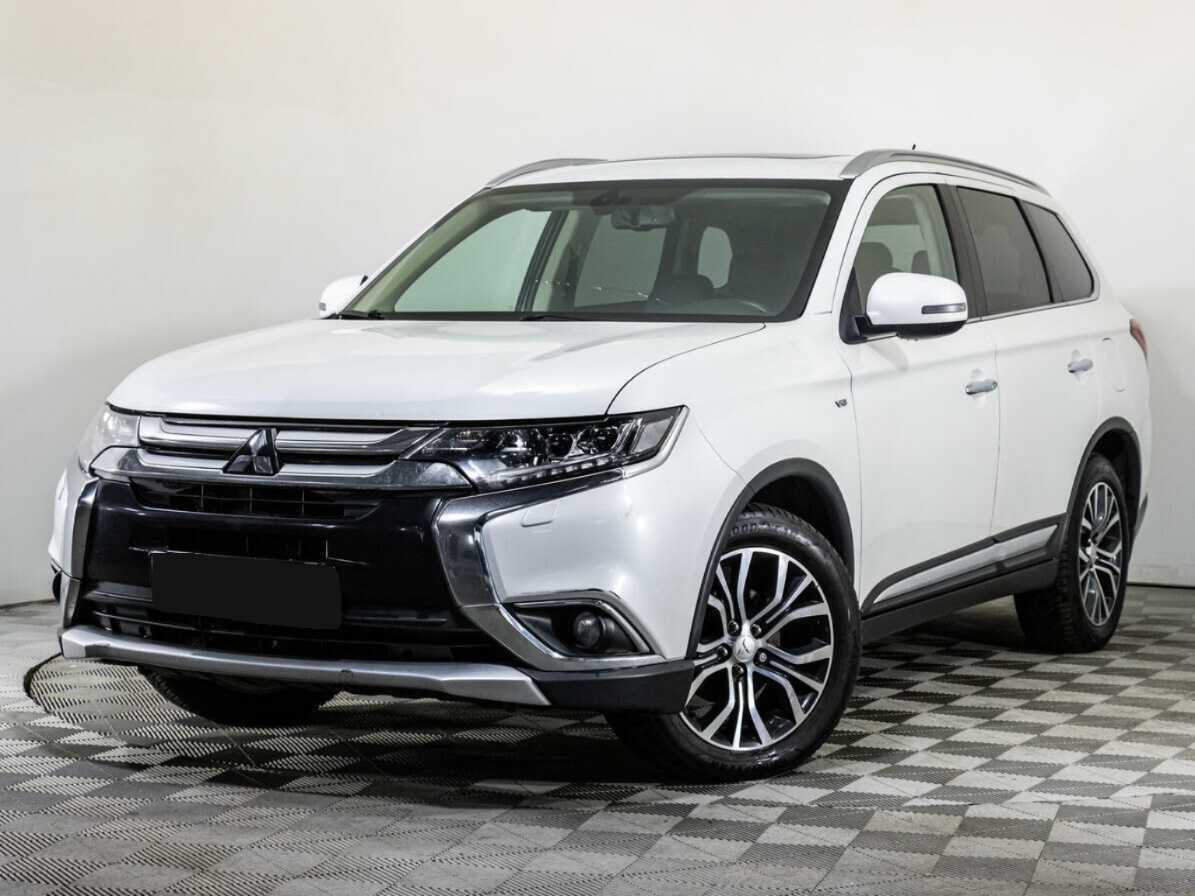 Mitsubishi Outlander, 2016 - фото №1