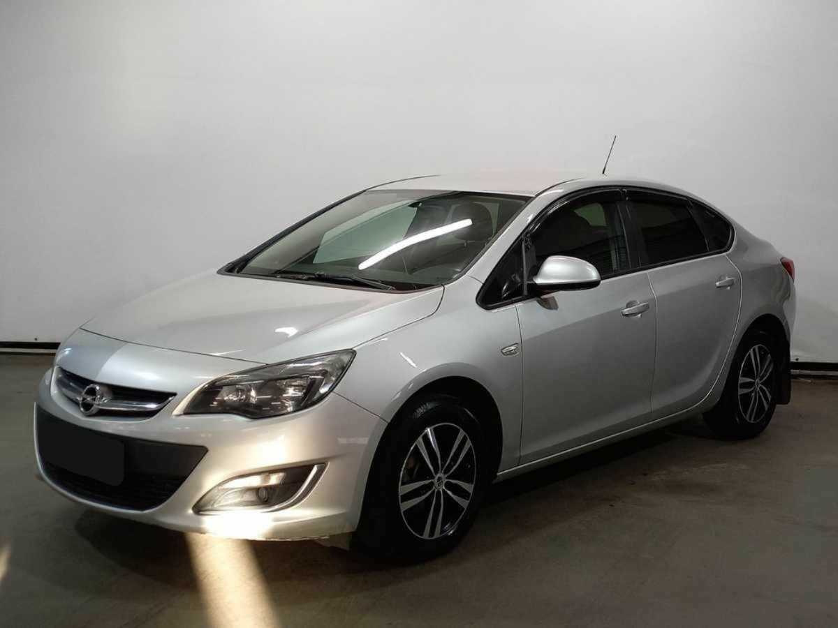 Opel Astra, 2012