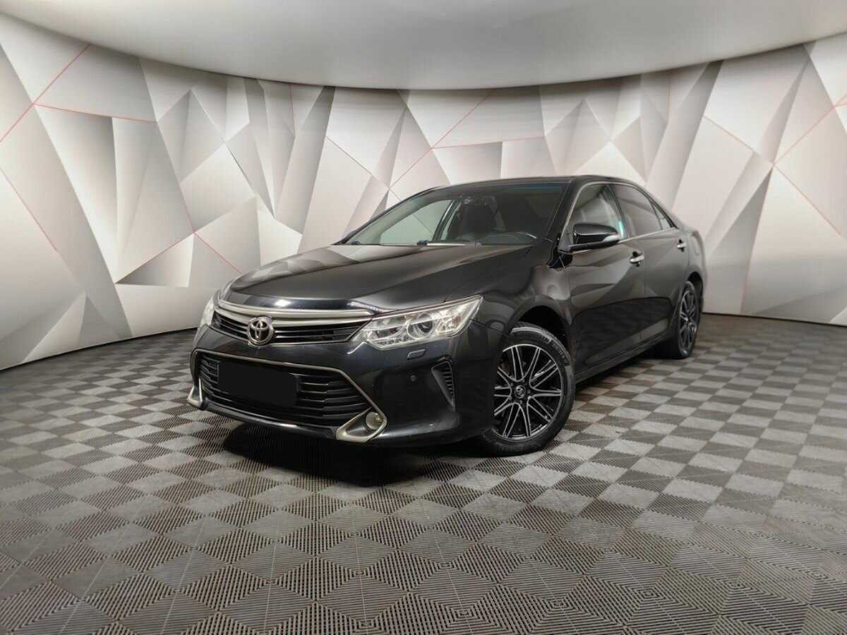 Toyota Camry, 2015
