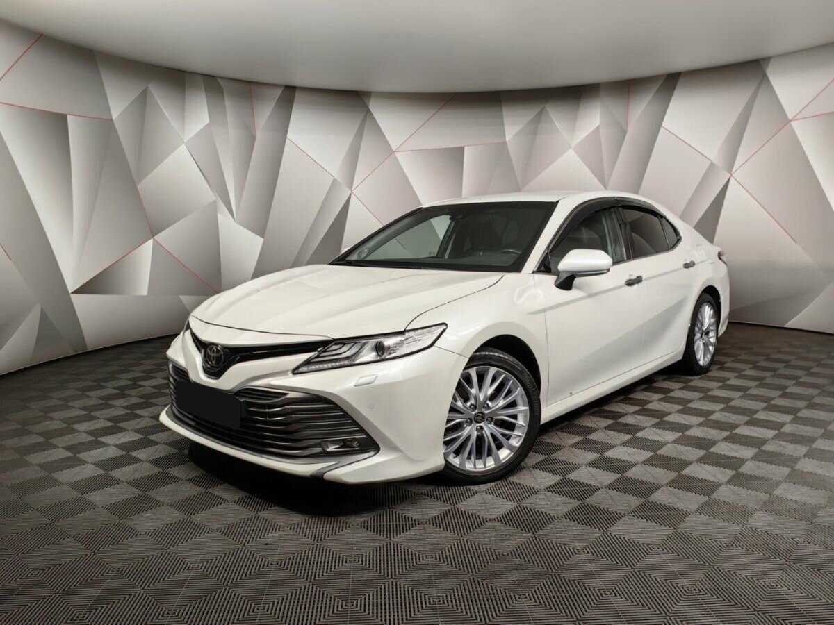Toyota Camry, 2020