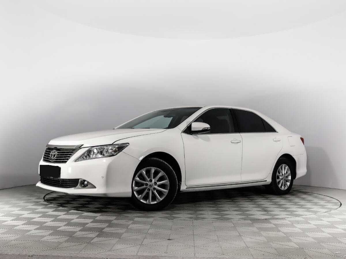Toyota Camry, 2014