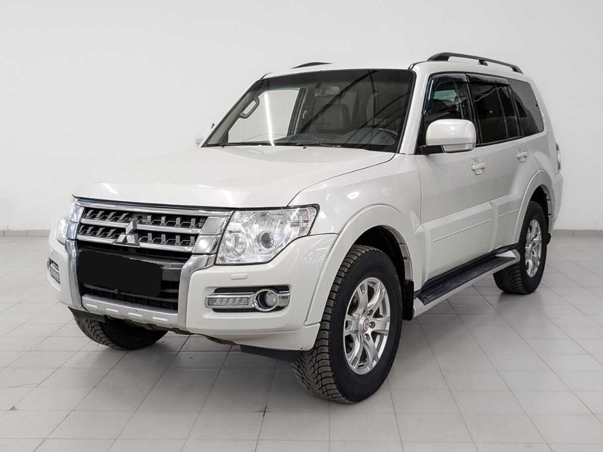 Mitsubishi Pajero, 2015