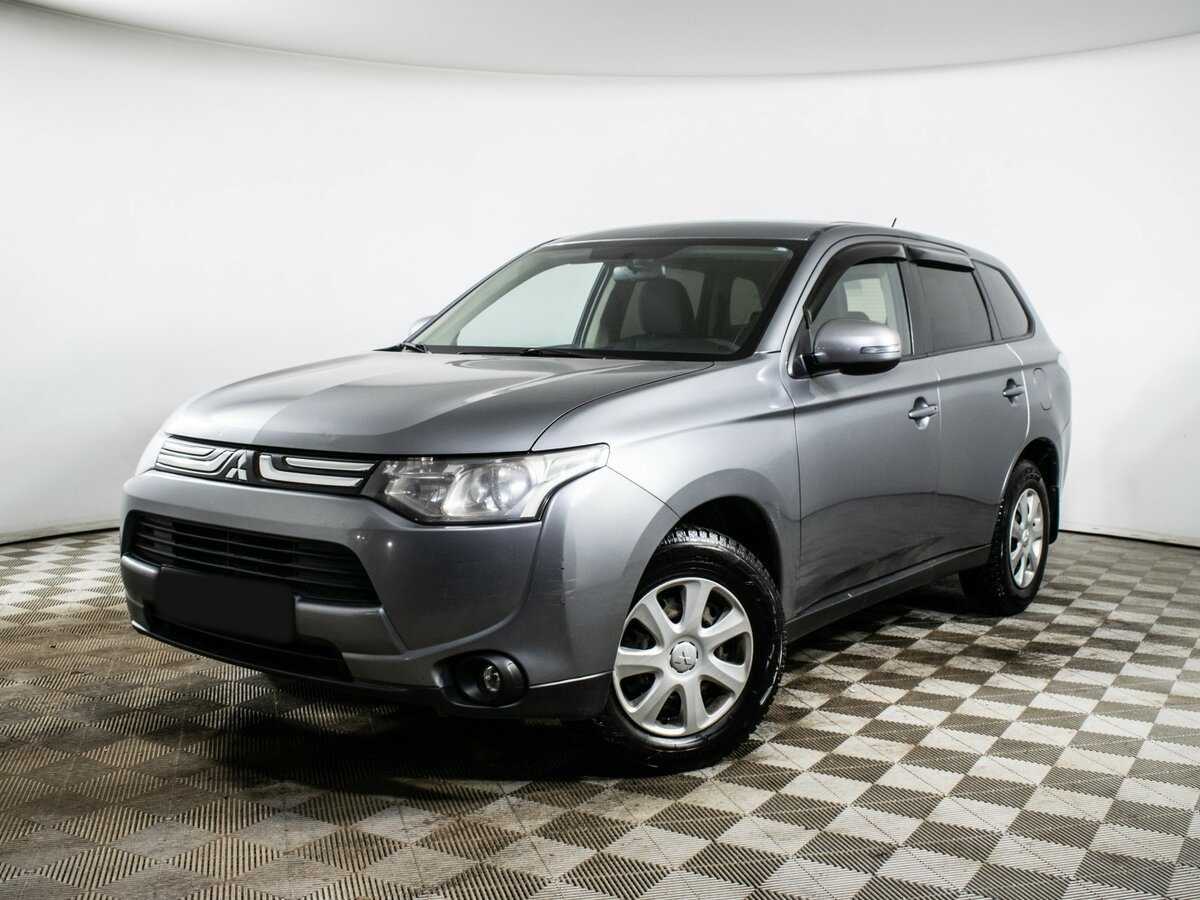 Mitsubishi Outlander, 2012
