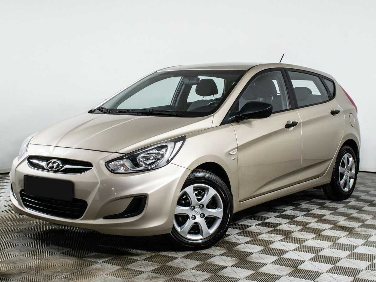 Hyundai Solaris, 2013 - фото №1