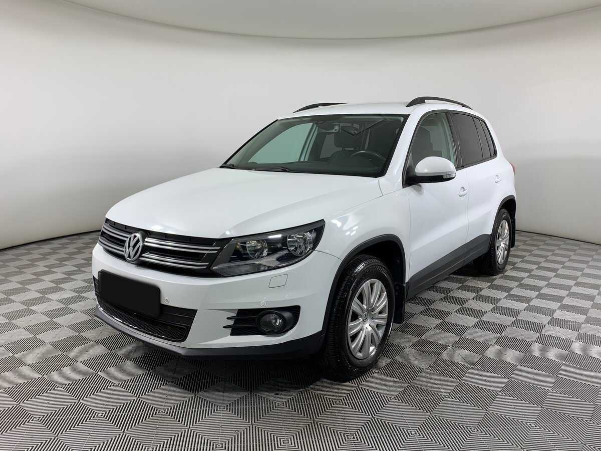 Volkswagen Tiguan, 2015 - фото №1