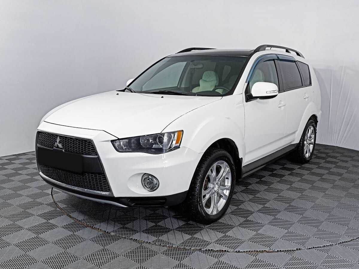 Mitsubishi Outlander, 2012