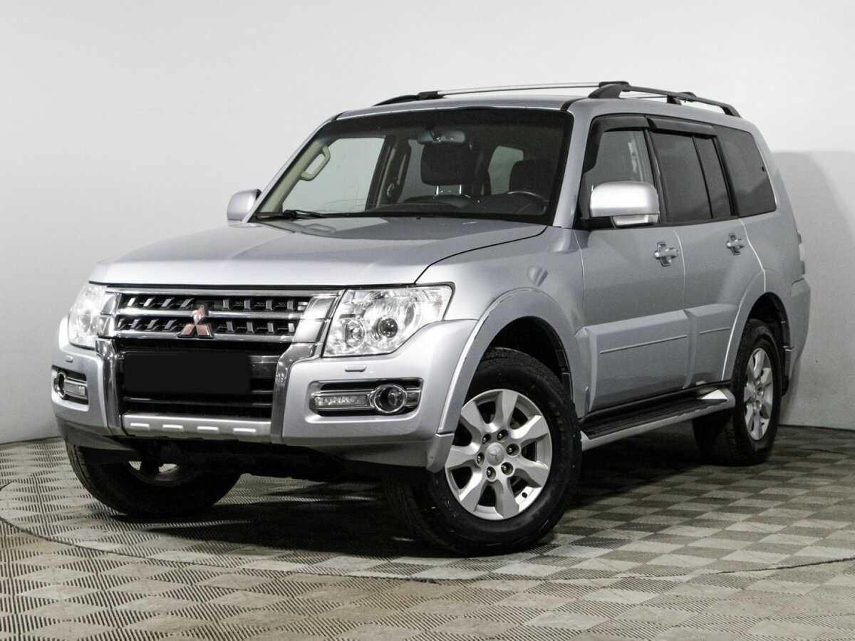 Mitsubishi Pajero, 2015