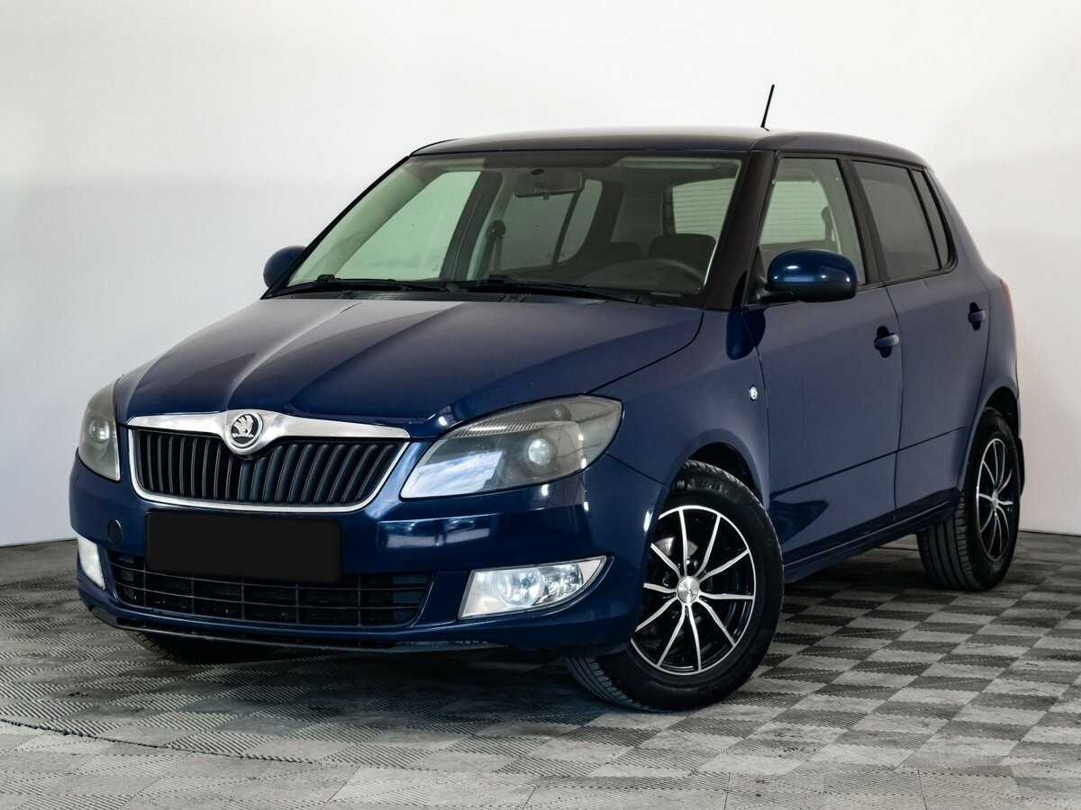 Skoda Fabia, 2012 - фото №1