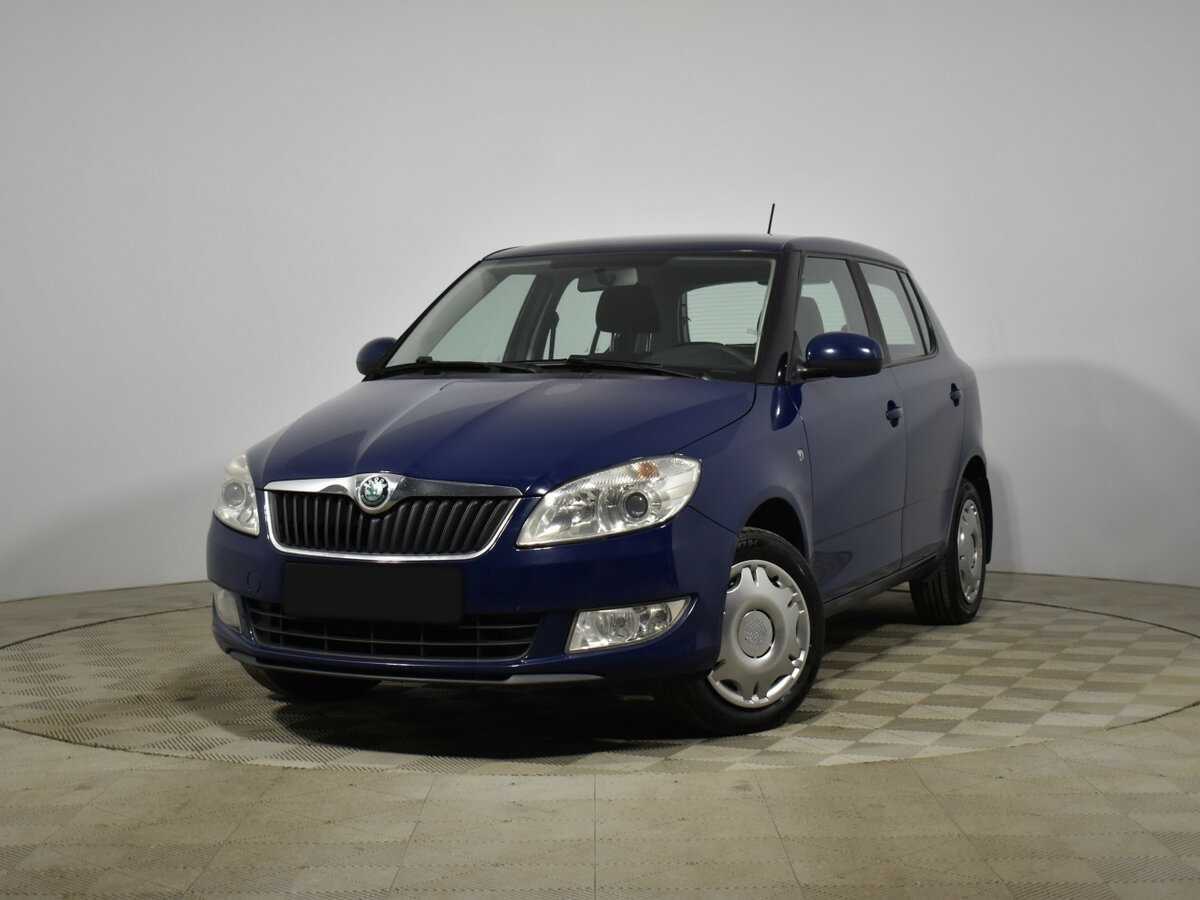 Skoda Fabia, 2012 - фото №1