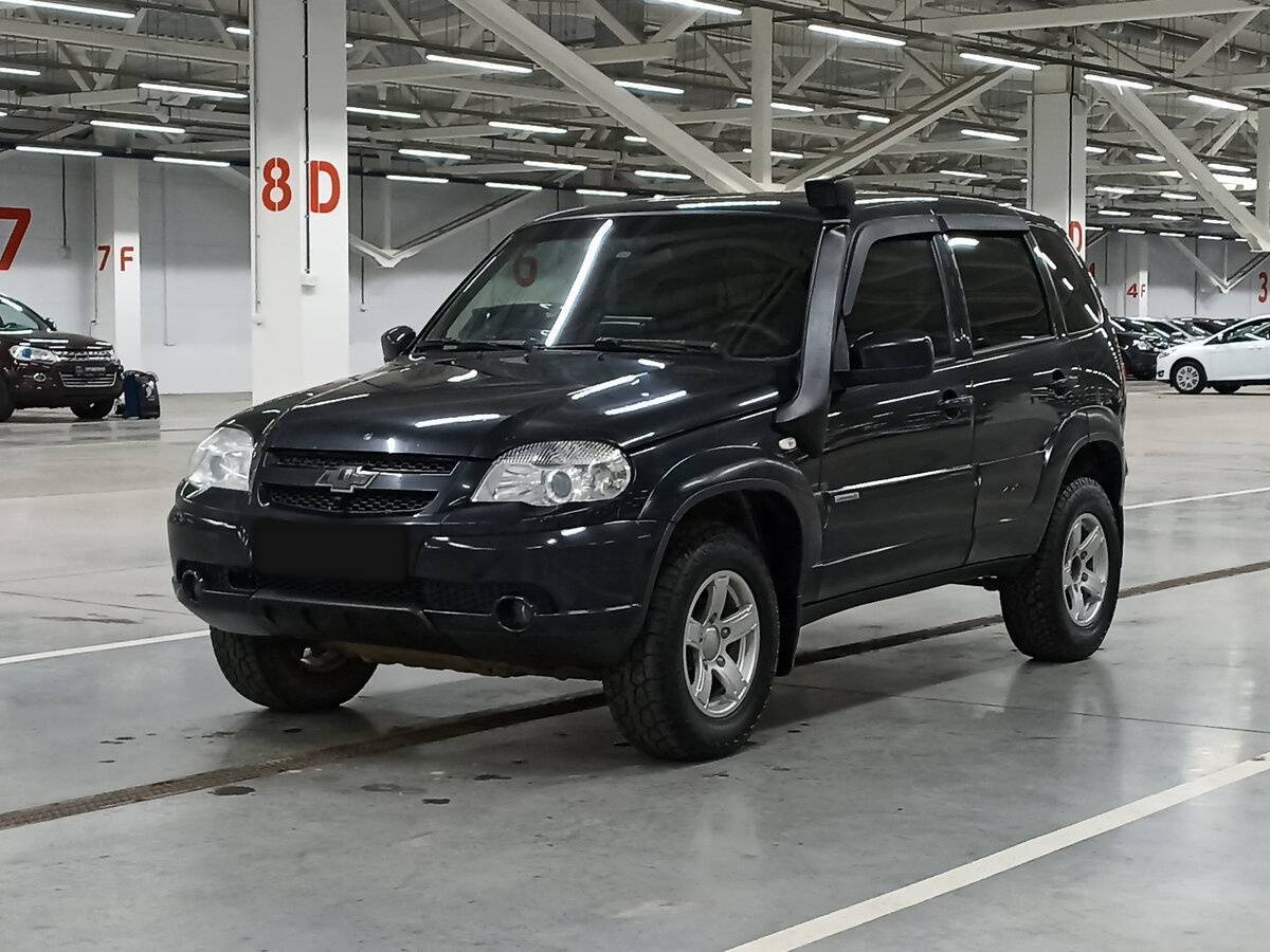 Chevrolet Niva, 2018 - фото №1