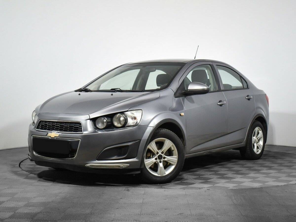 Chevrolet Aveo, 2012 - фото №1