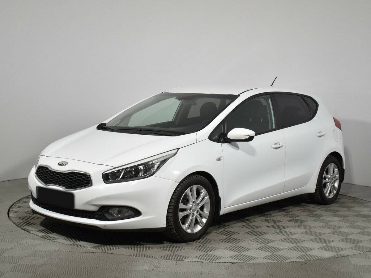 Kia Ceed II, 2013